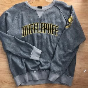 Hufflepuff sweatshirt - wizard if world exclusive